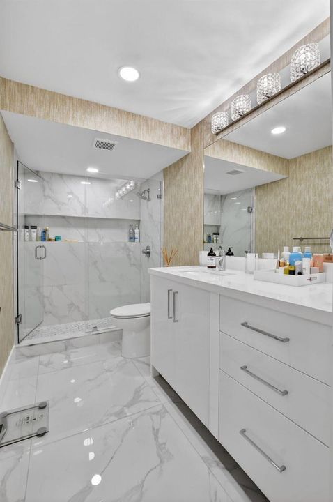Main bathroom