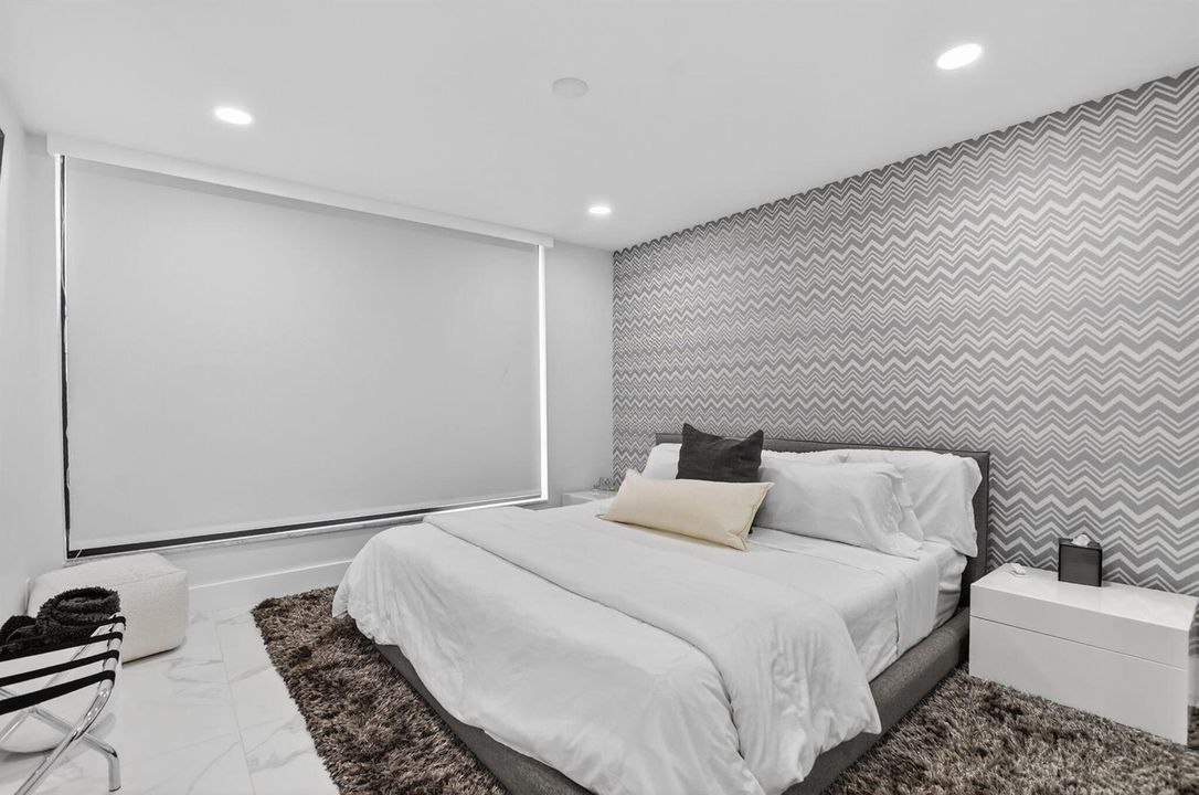 Guest bedroom