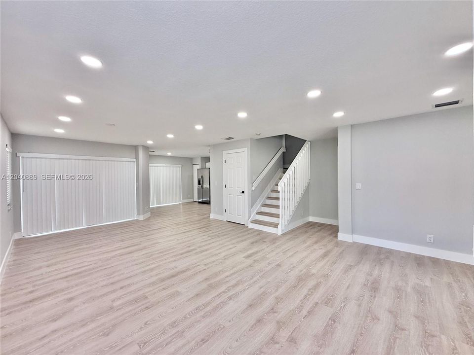 For Sale: $399,920 (4 beds, 2 baths, 1645 Square Feet)