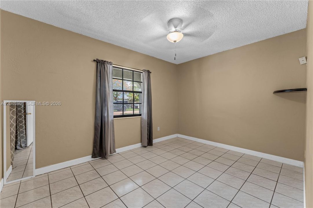 For Sale: $850,000 (4 beds, 4 baths, 2388 Square Feet)