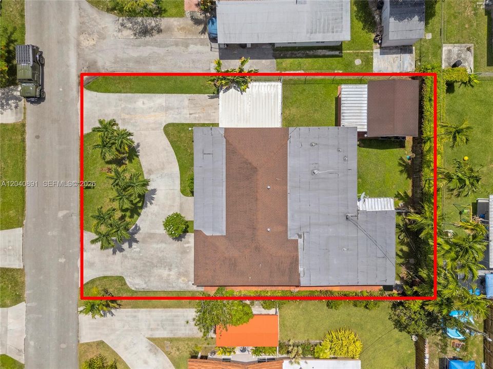 For Sale: $850,000 (4 beds, 4 baths, 2388 Square Feet)