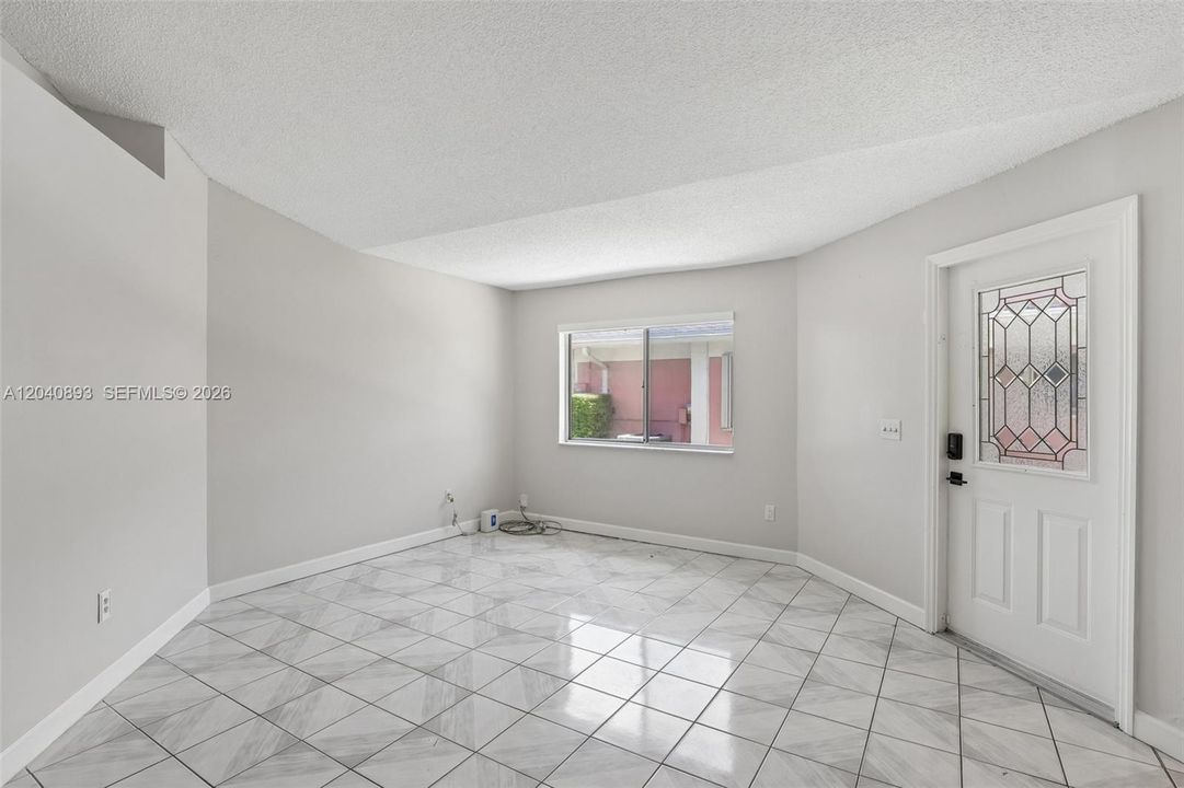 For Sale: $509,000 (3 beds, 2 baths, 1154 Square Feet)