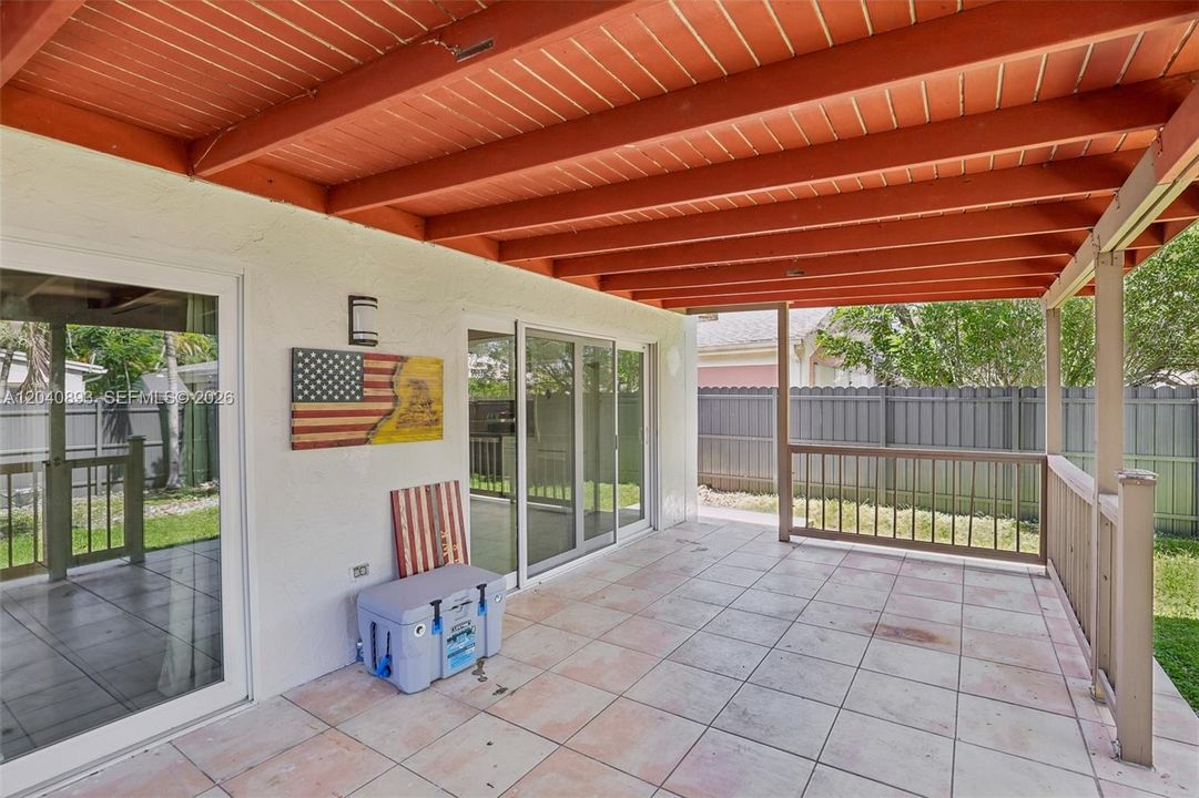 For Sale: $509,000 (3 beds, 2 baths, 1154 Square Feet)