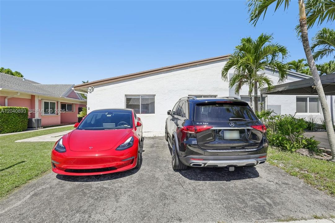 For Sale: $509,000 (3 beds, 2 baths, 1154 Square Feet)