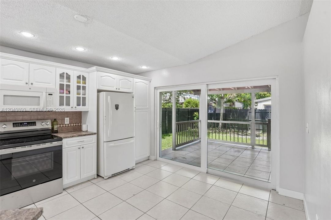 For Sale: $509,000 (3 beds, 2 baths, 1154 Square Feet)