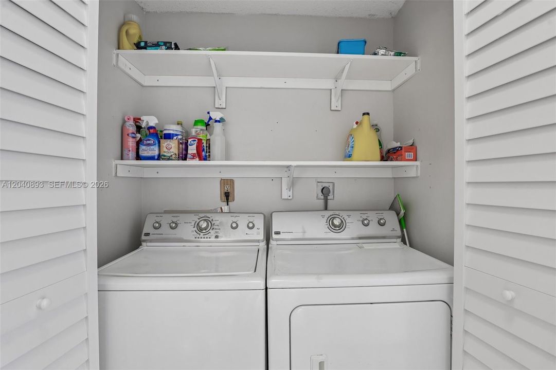 For Sale: $509,000 (3 beds, 2 baths, 1154 Square Feet)