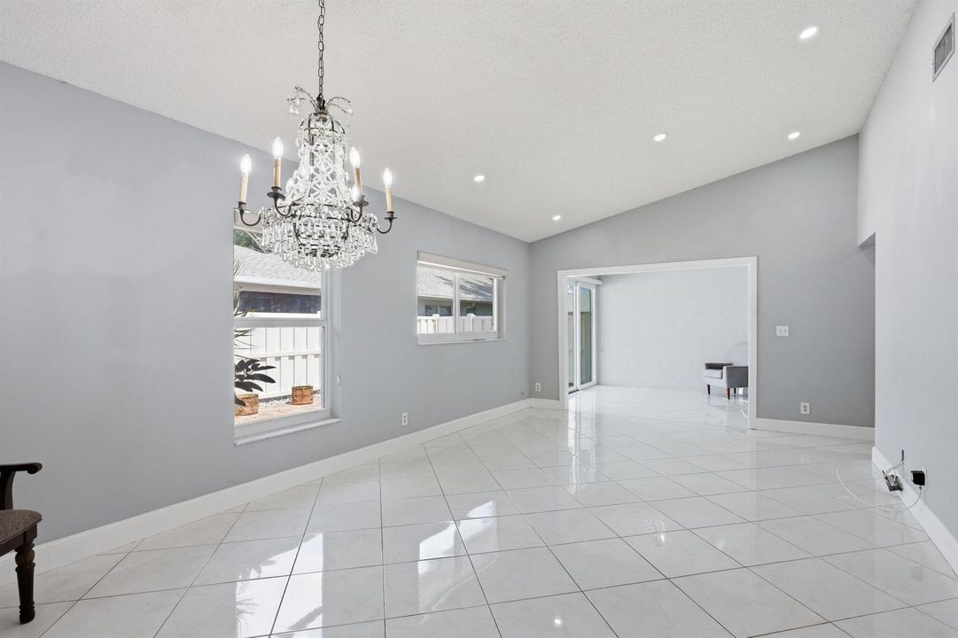 Living / Dining