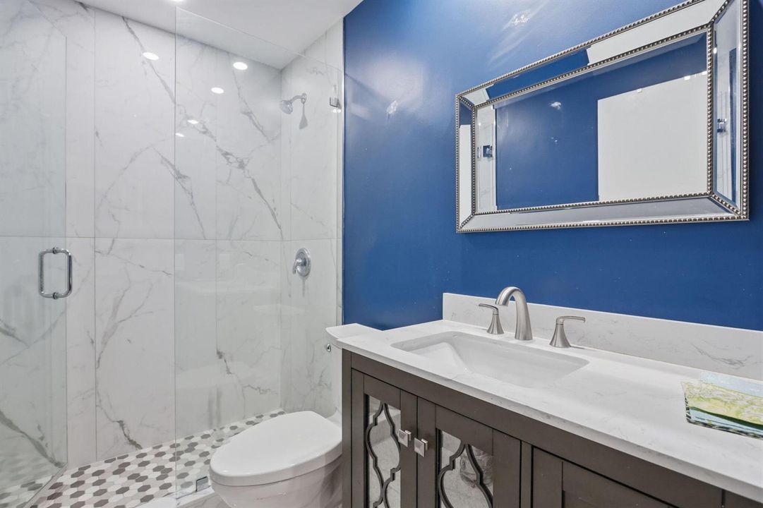 2nd Bathroom