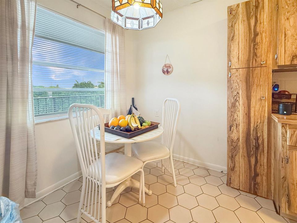 Breakfast Nook