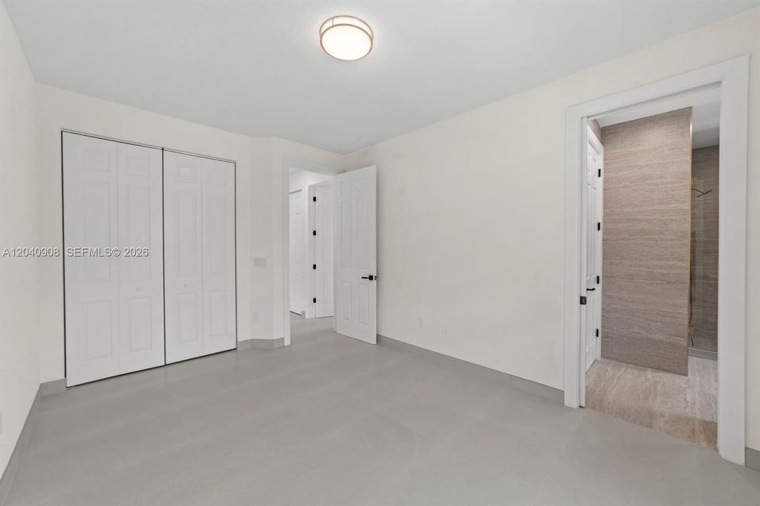 For Sale: $1,350,000 (3 beds, 2 baths, 2568 Square Feet)