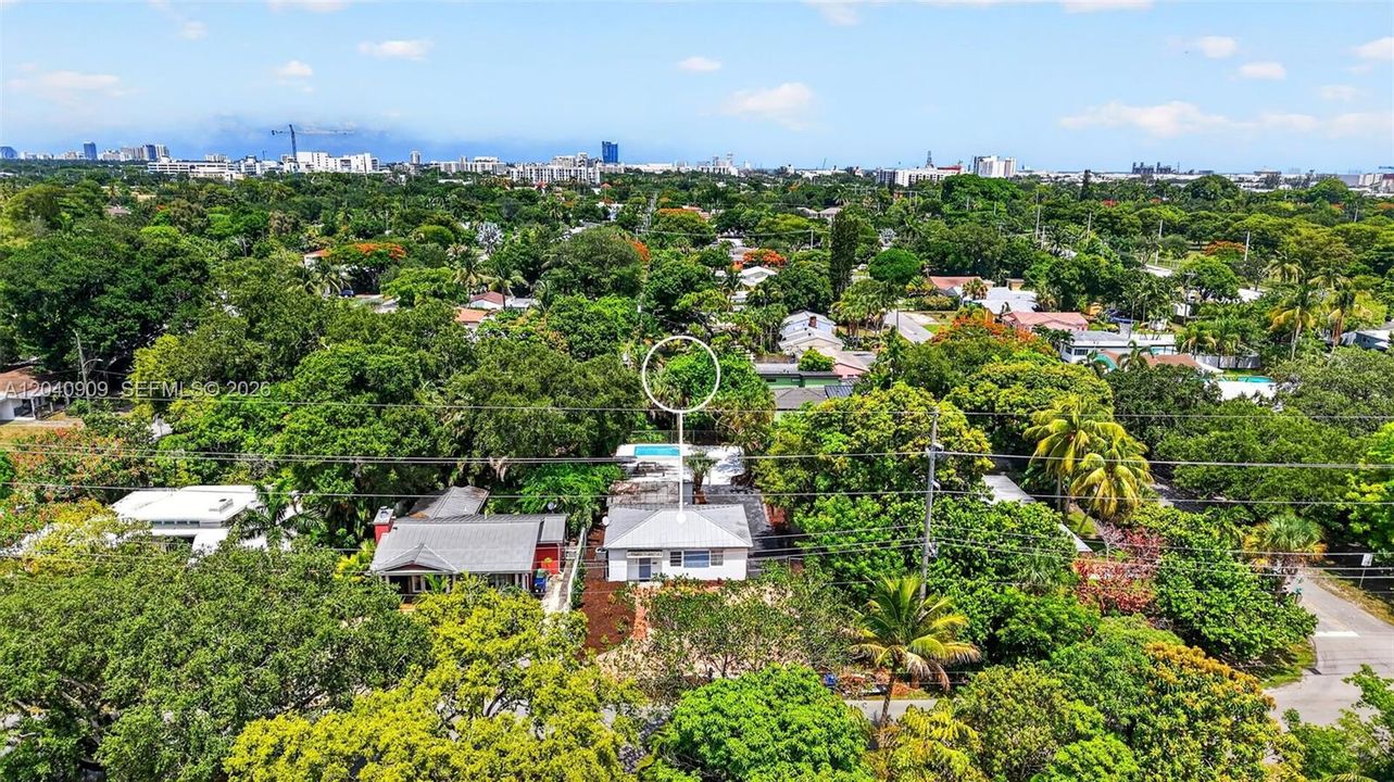 Incredible proximity to downtown (on the left) and the beach
