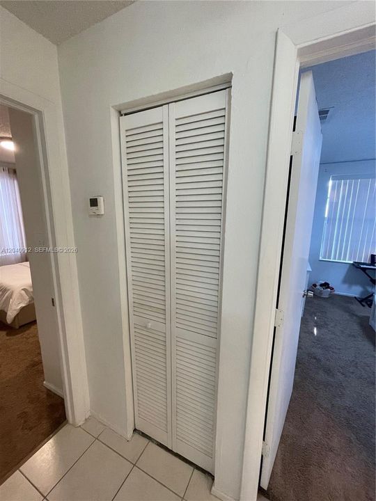 For Rent: $2,350 (3 beds, 2 baths, 1305 Square Feet)
