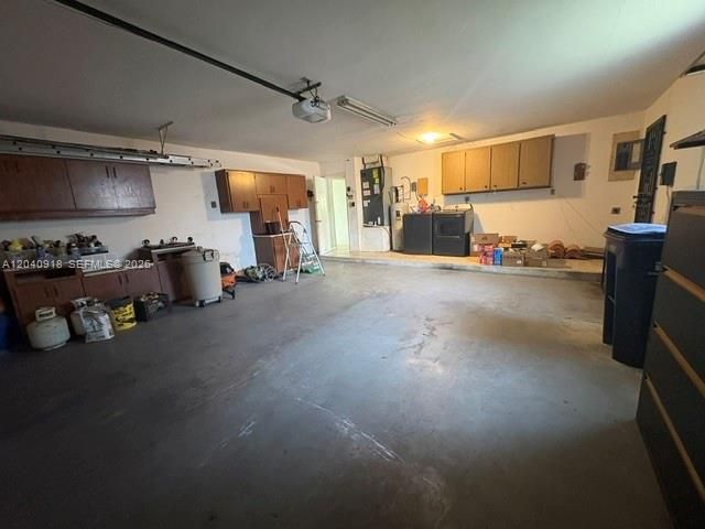 Active With Contract: $815,000 (3 beds, 2 baths, 2004 Square Feet)