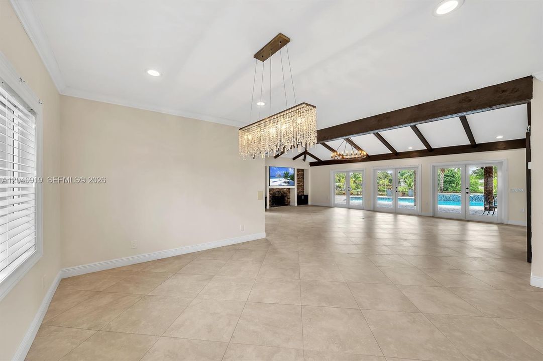 For Rent: $9,850 (3 beds, 3 baths, 2882 Square Feet)