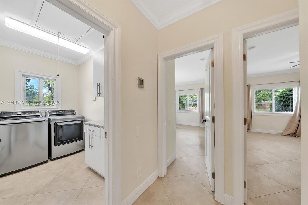 For Rent: $9,850 (3 beds, 3 baths, 2882 Square Feet)