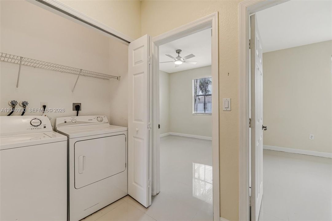 В аренду: $3,400 (3 спален, 2 ванн, 1746 Квадратных фут)