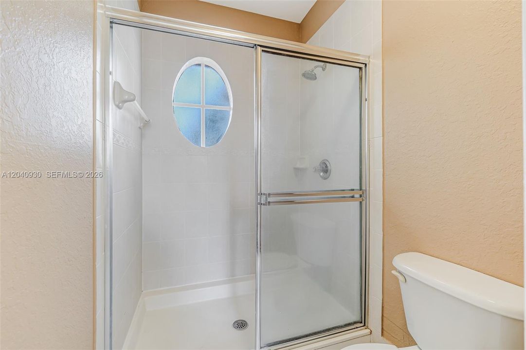 В аренду: $3,400 (3 спален, 2 ванн, 1746 Квадратных фут)
