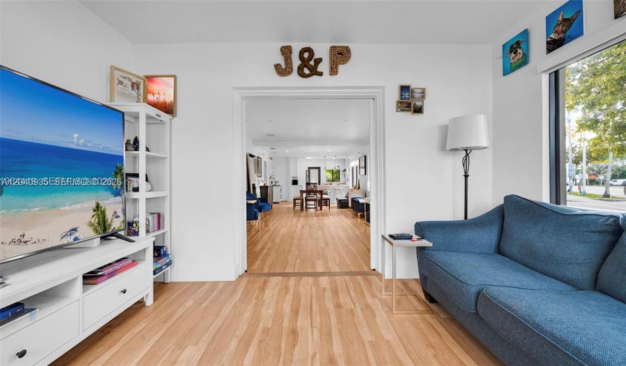 For Rent: $7,300 (3 beds, 2 baths, 1340 Square Feet)