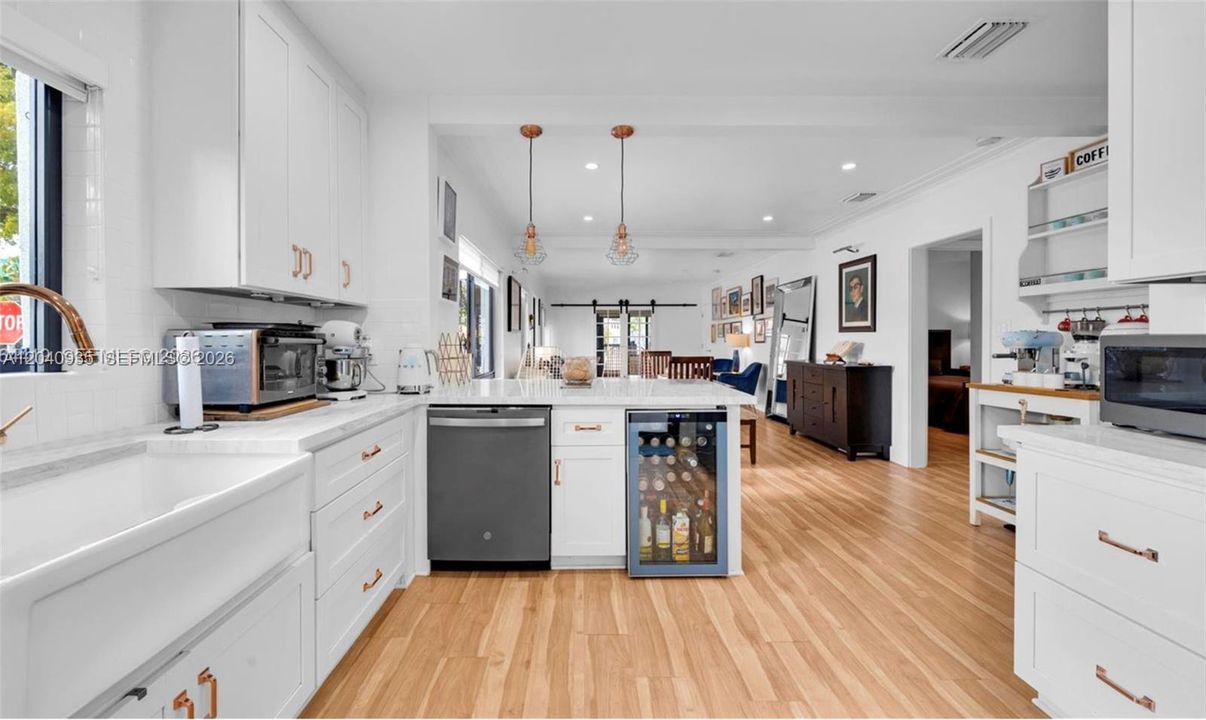 For Rent: $7,300 (3 beds, 2 baths, 1340 Square Feet)