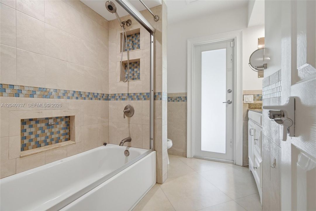 For Sale: $715,000 (3 beds, 2 baths, 1606 Square Feet)