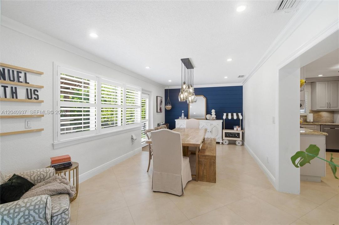 For Sale: $715,000 (3 beds, 2 baths, 1606 Square Feet)