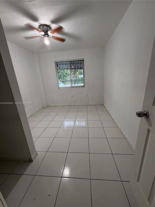 For Rent: $2,600 (3 beds, 2 baths, 1043 Square Feet)