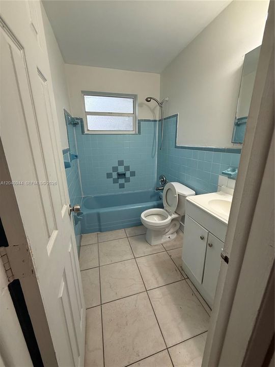 For Rent: $2,600 (3 beds, 2 baths, 1043 Square Feet)