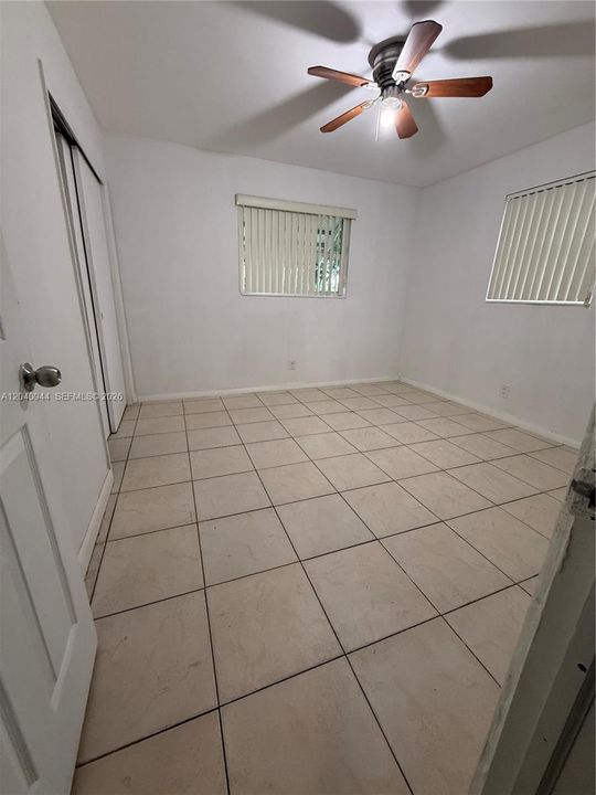 For Rent: $2,600 (3 beds, 2 baths, 1043 Square Feet)