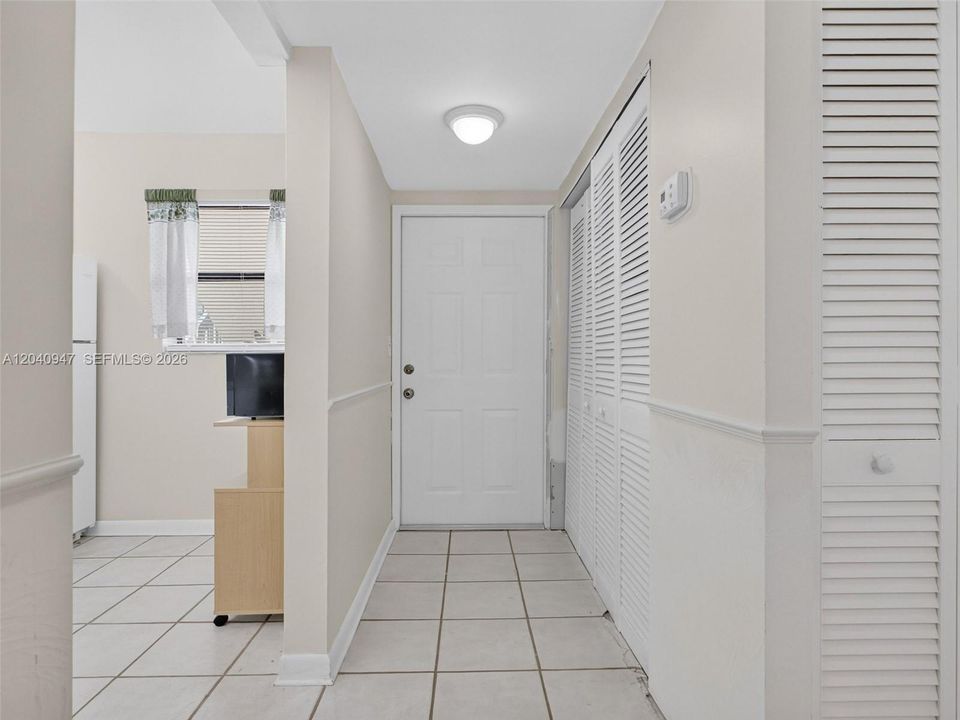 En Venta: $255,000 (2 camas, 2 baños, 800 Pies cuadrados)