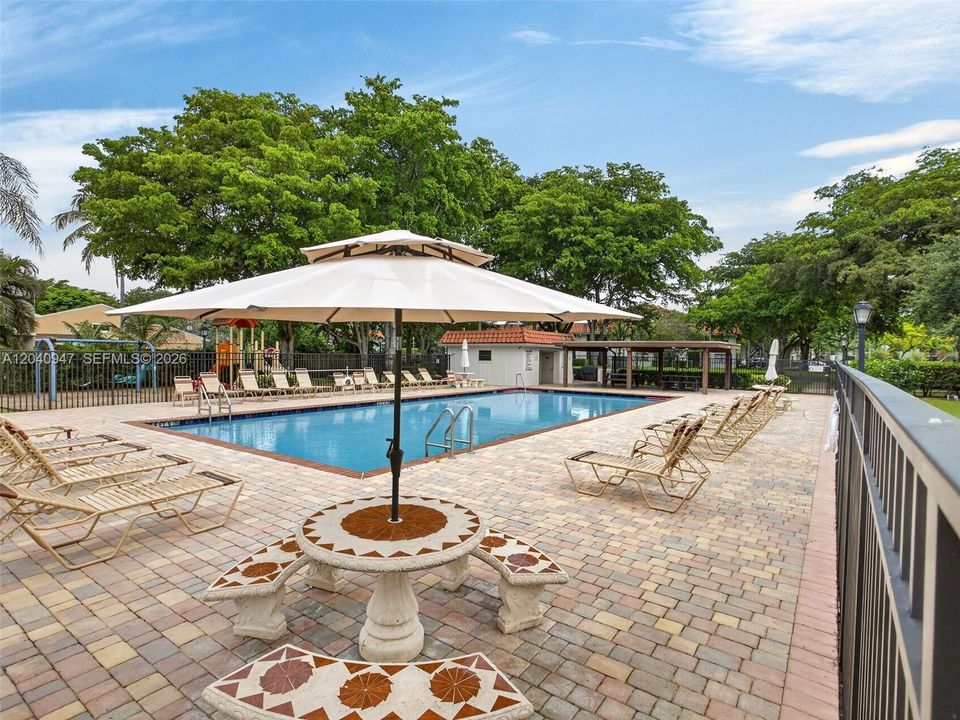 En Venta: $255,000 (2 camas, 2 baños, 800 Pies cuadrados)