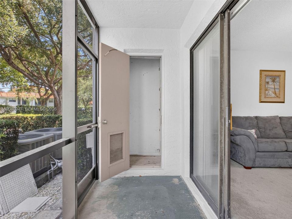 En Venta: $255,000 (2 camas, 2 baños, 800 Pies cuadrados)