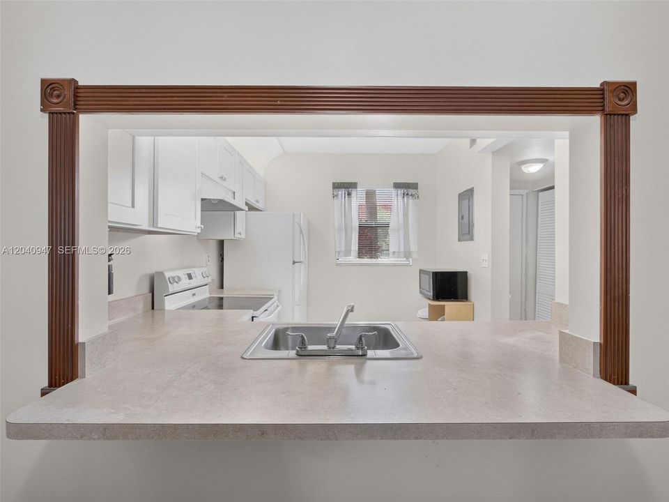 En Venta: $255,000 (2 camas, 2 baños, 800 Pies cuadrados)