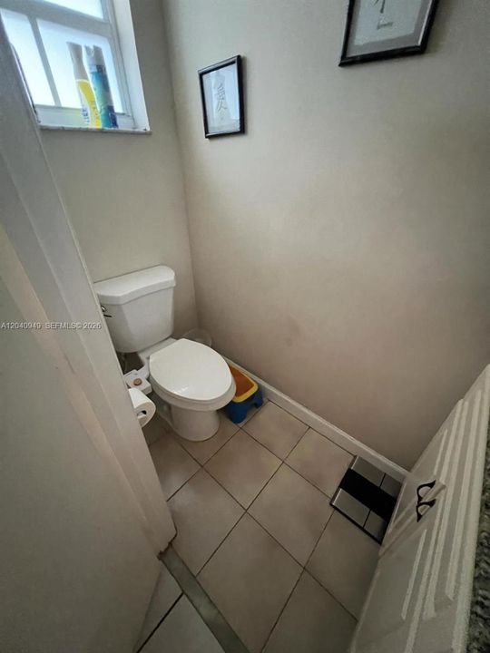 En Venta: $325,000 (2 camas, 1 baños, 1160 Pies cuadrados)
