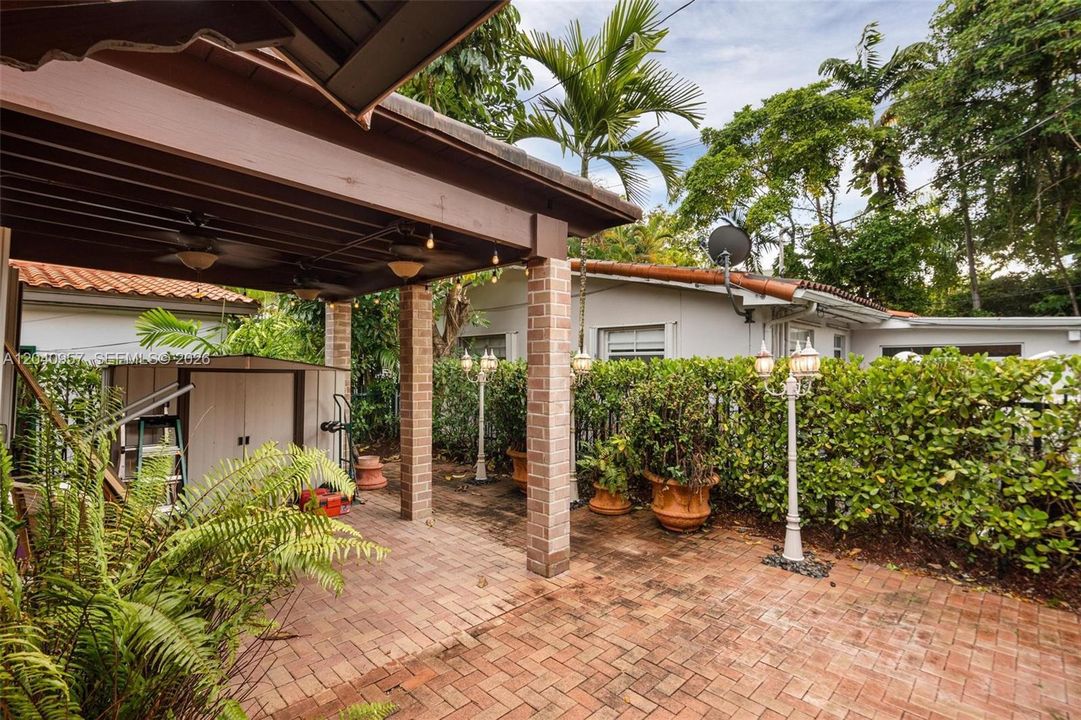 For Rent: $5,600 (3 beds, 3 baths, 1787 Square Feet)