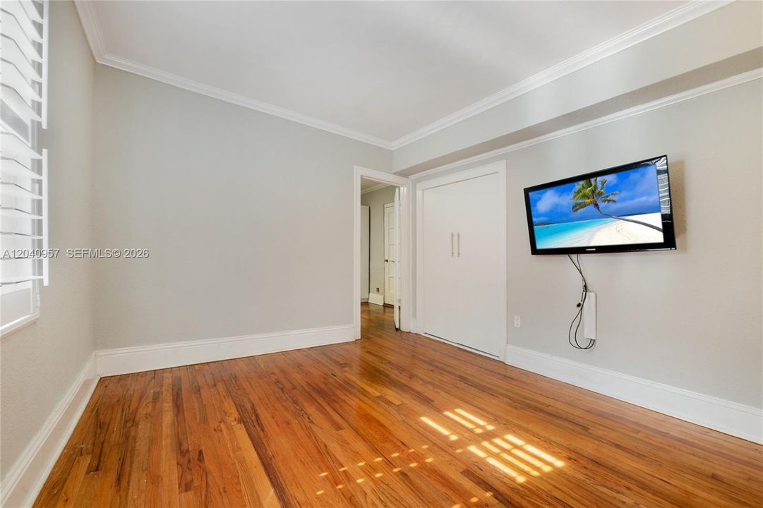 For Rent: $5,600 (3 beds, 3 baths, 1787 Square Feet)