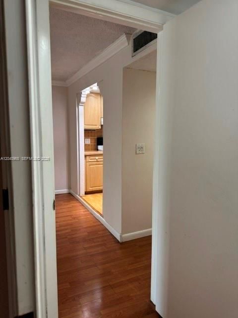 For Rent: $1,850 (1 beds, 1 baths, 614 Square Feet)