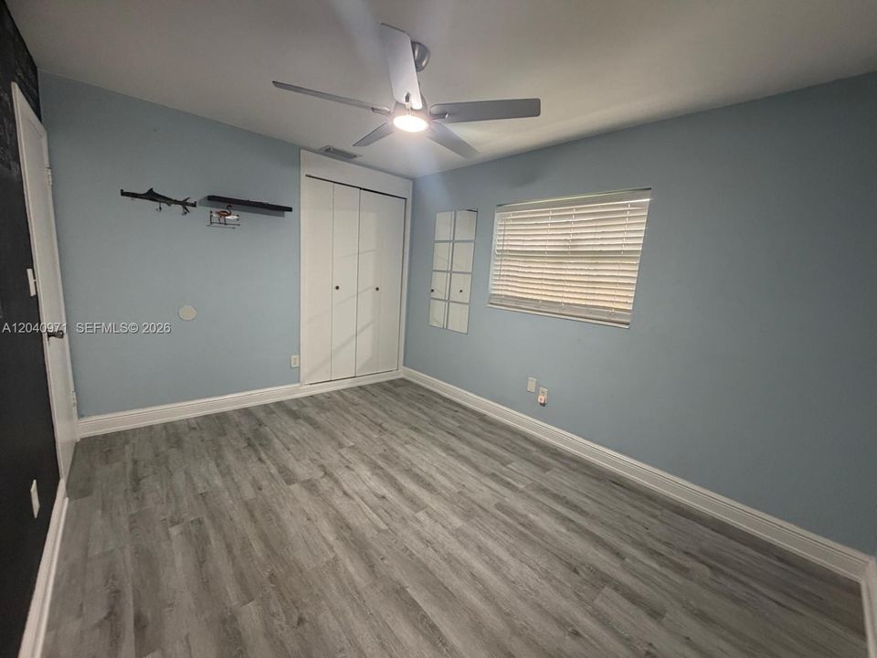 For Sale: $775,000 (4 beds, 2 baths, 1992 Square Feet)