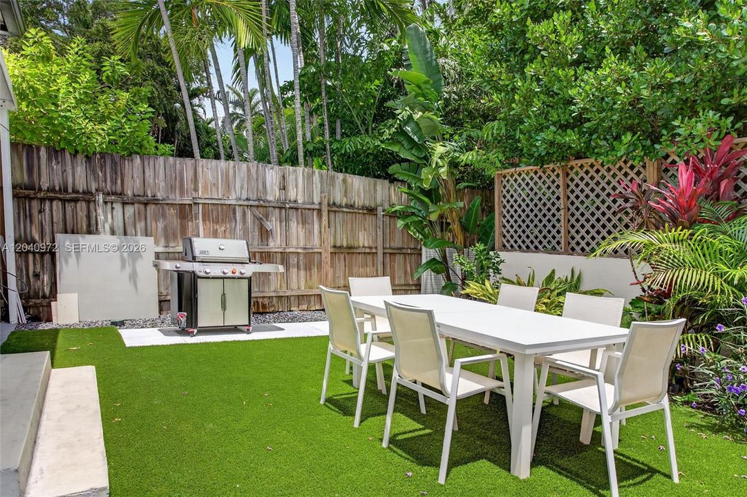 For Rent: $13,000 (2 beds, 2 baths, 2311 Square Feet)