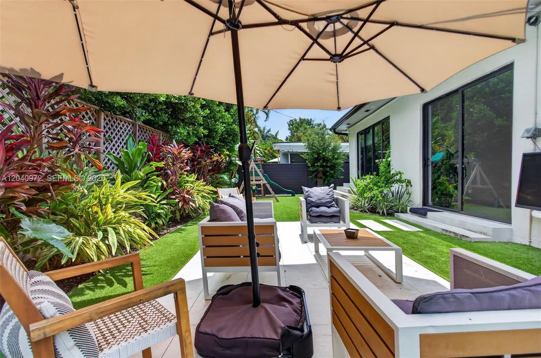 For Rent: $13,000 (2 beds, 2 baths, 2311 Square Feet)