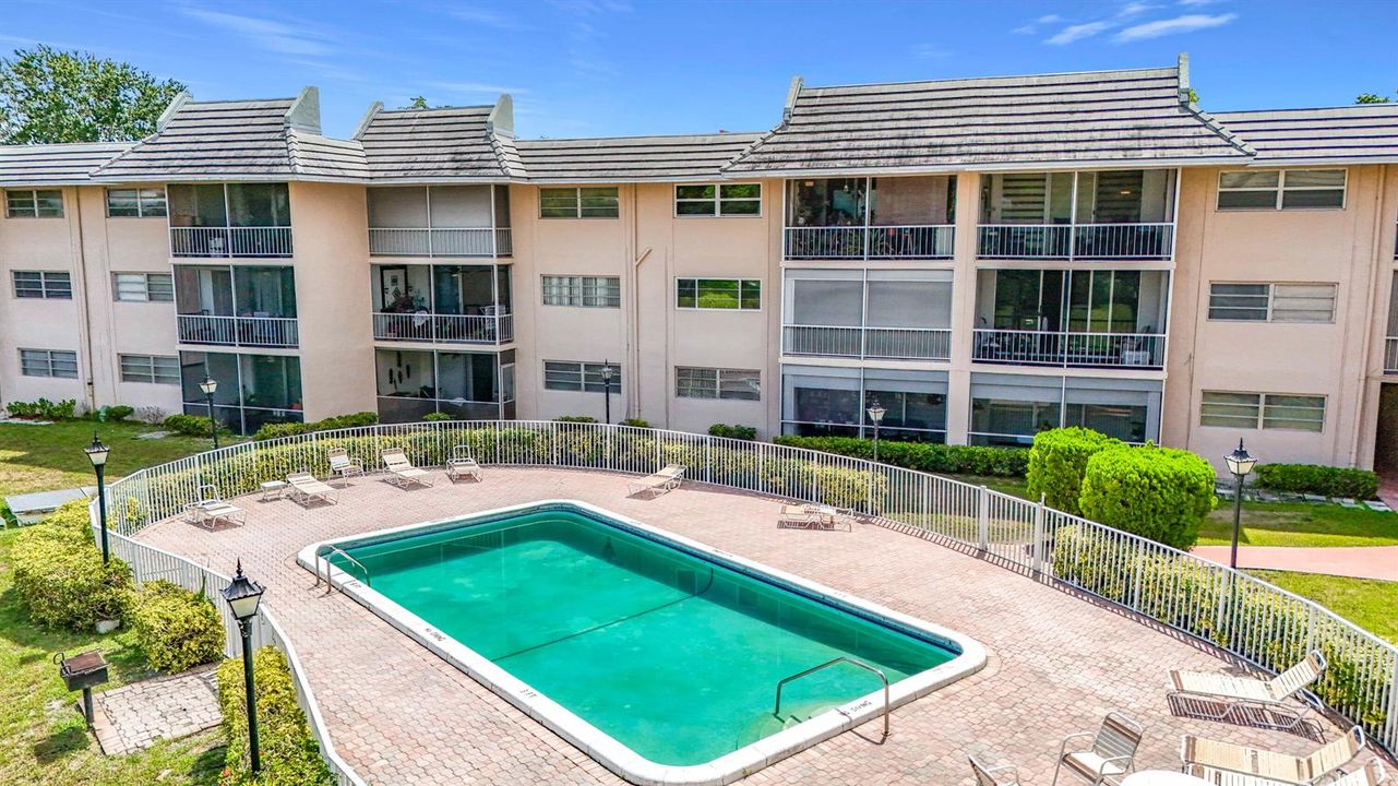 2850 Forest Hills Boulevard #212-72