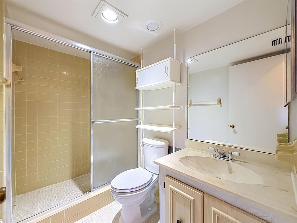 2850 Forest Hills Boulevard #212-44