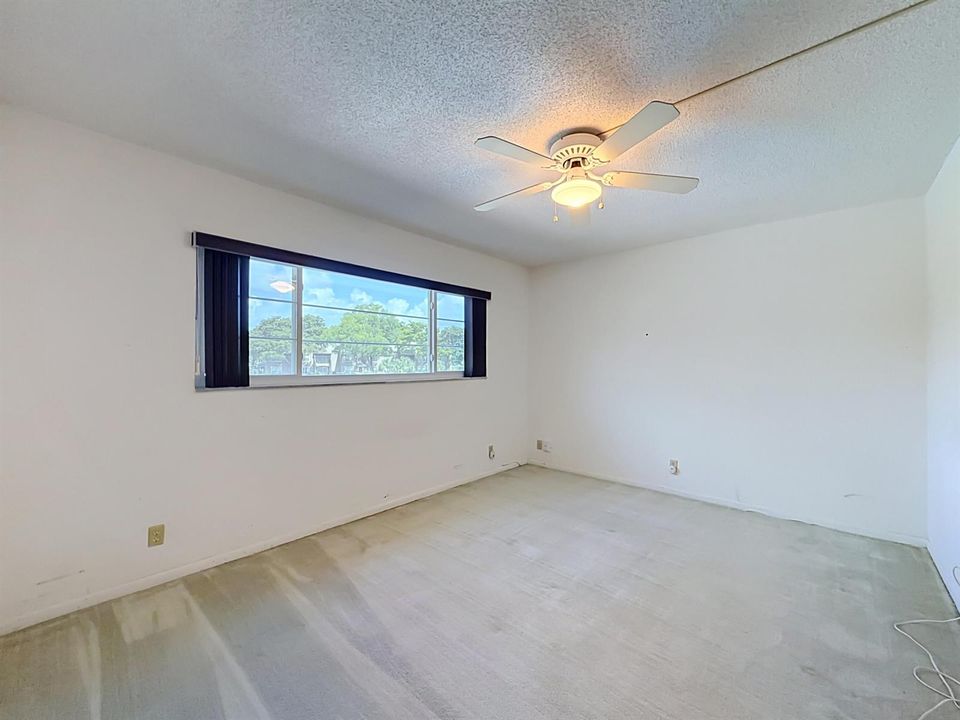2850 Forest Hills Boulevard #212-36