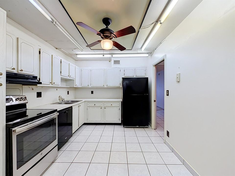2850 Forest Hills Boulevard #212-26
