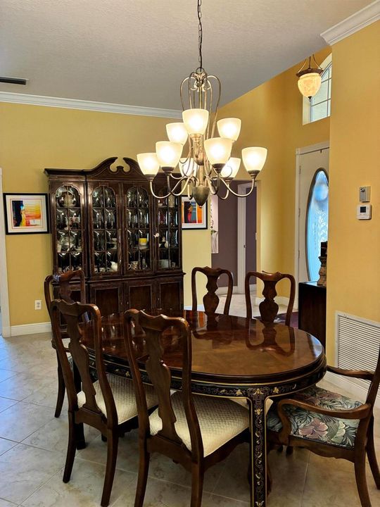kitchen to dining