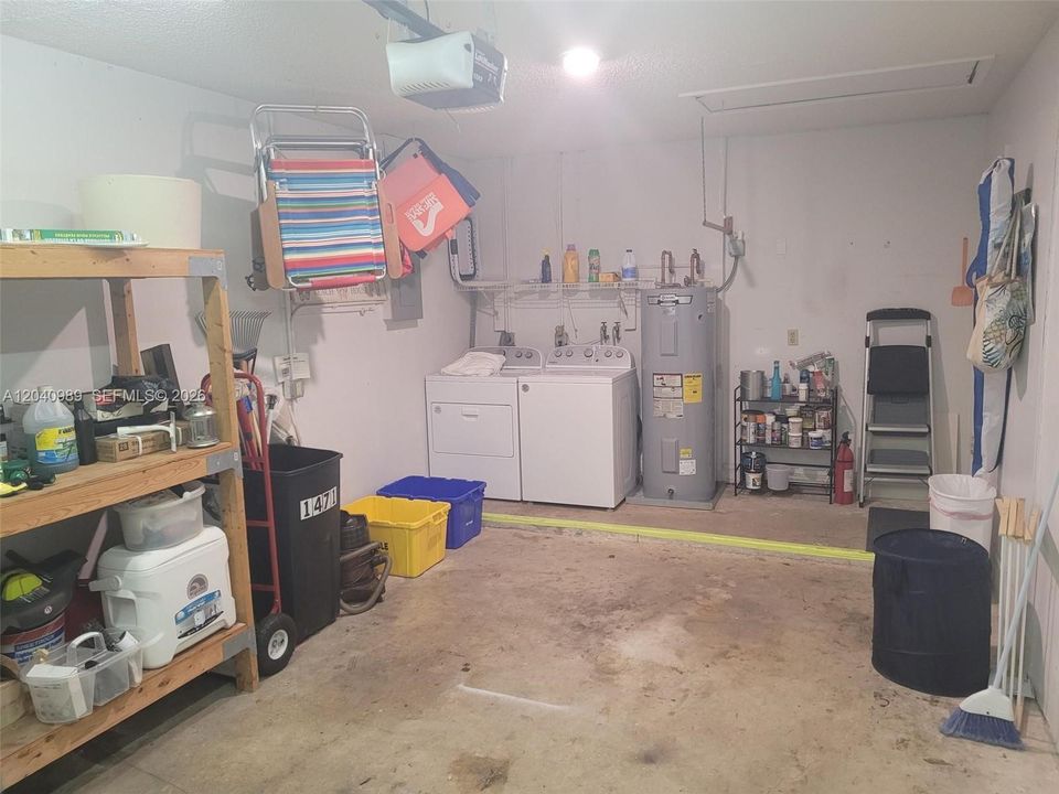 For Rent: $2,800 (2 beds, 2 baths, 1578 Square Feet)