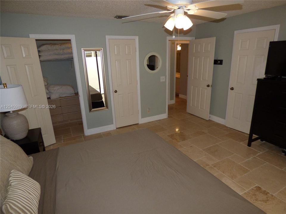 For Rent: $2,800 (2 beds, 2 baths, 1578 Square Feet)