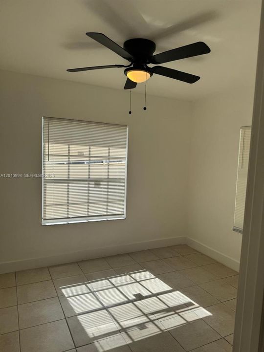 For Rent: $3,495 (4 beds, 2 baths, 1784 Square Feet)