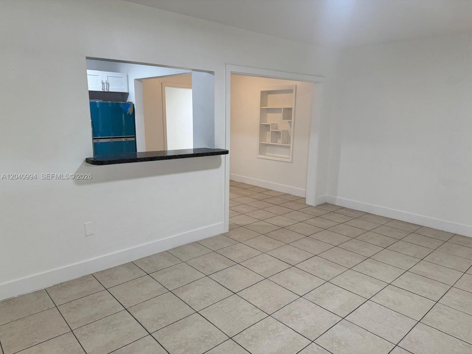 For Rent: $3,495 (4 beds, 2 baths, 1784 Square Feet)