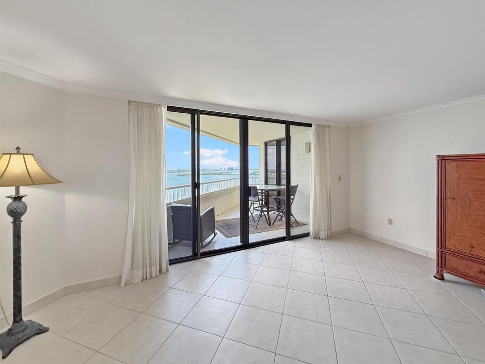 Living Room Balcony