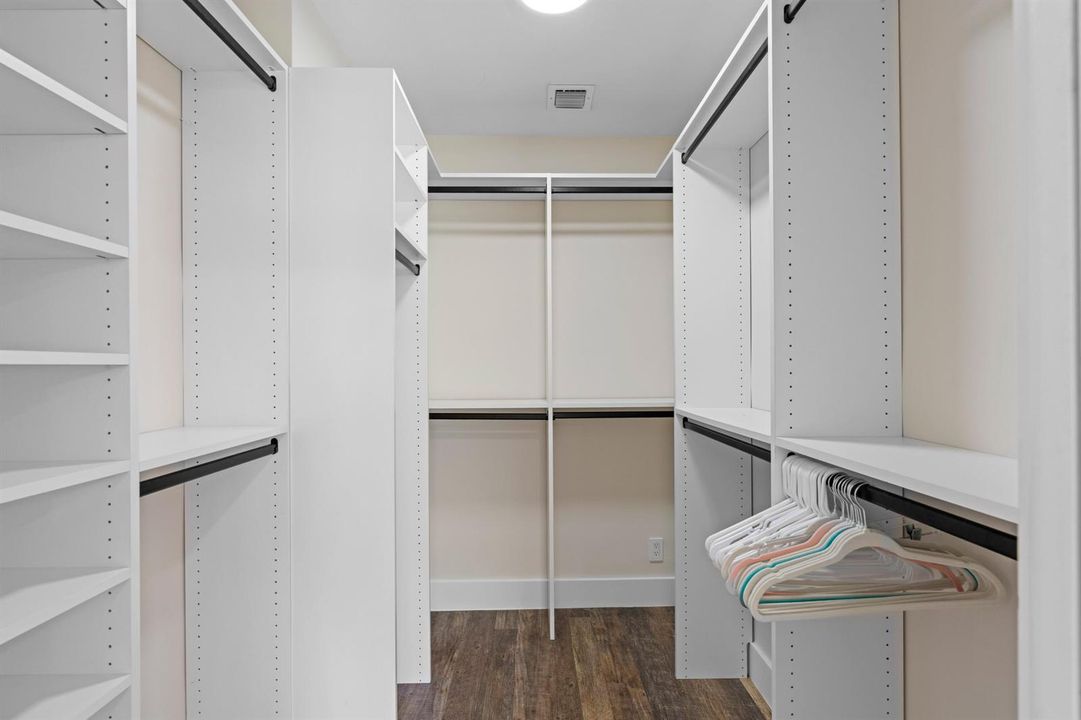 Walk-in Closet